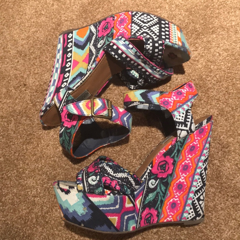 Steve Madden wedges